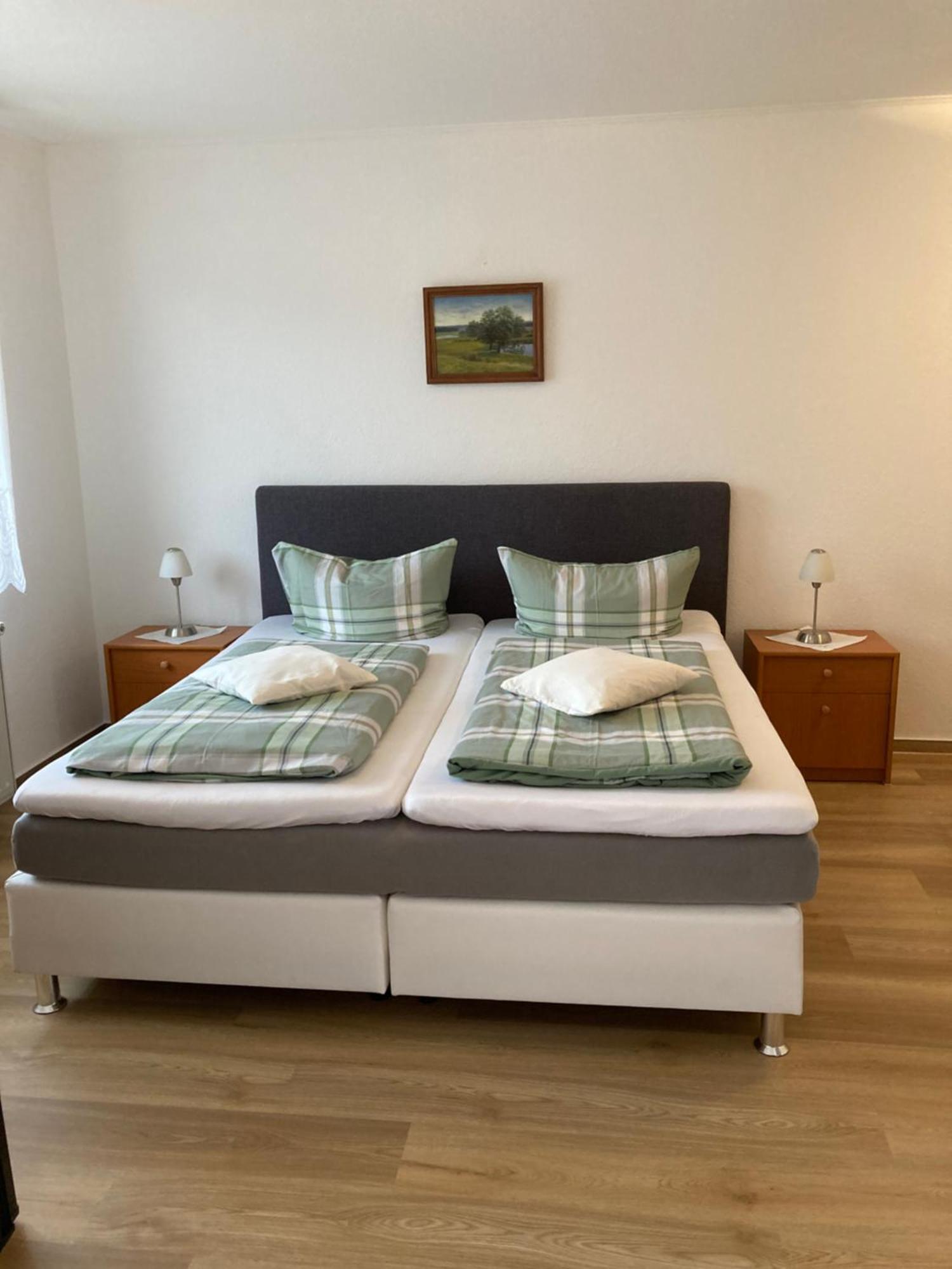 Hotel Am Schlosspark Mallin Стая снимка