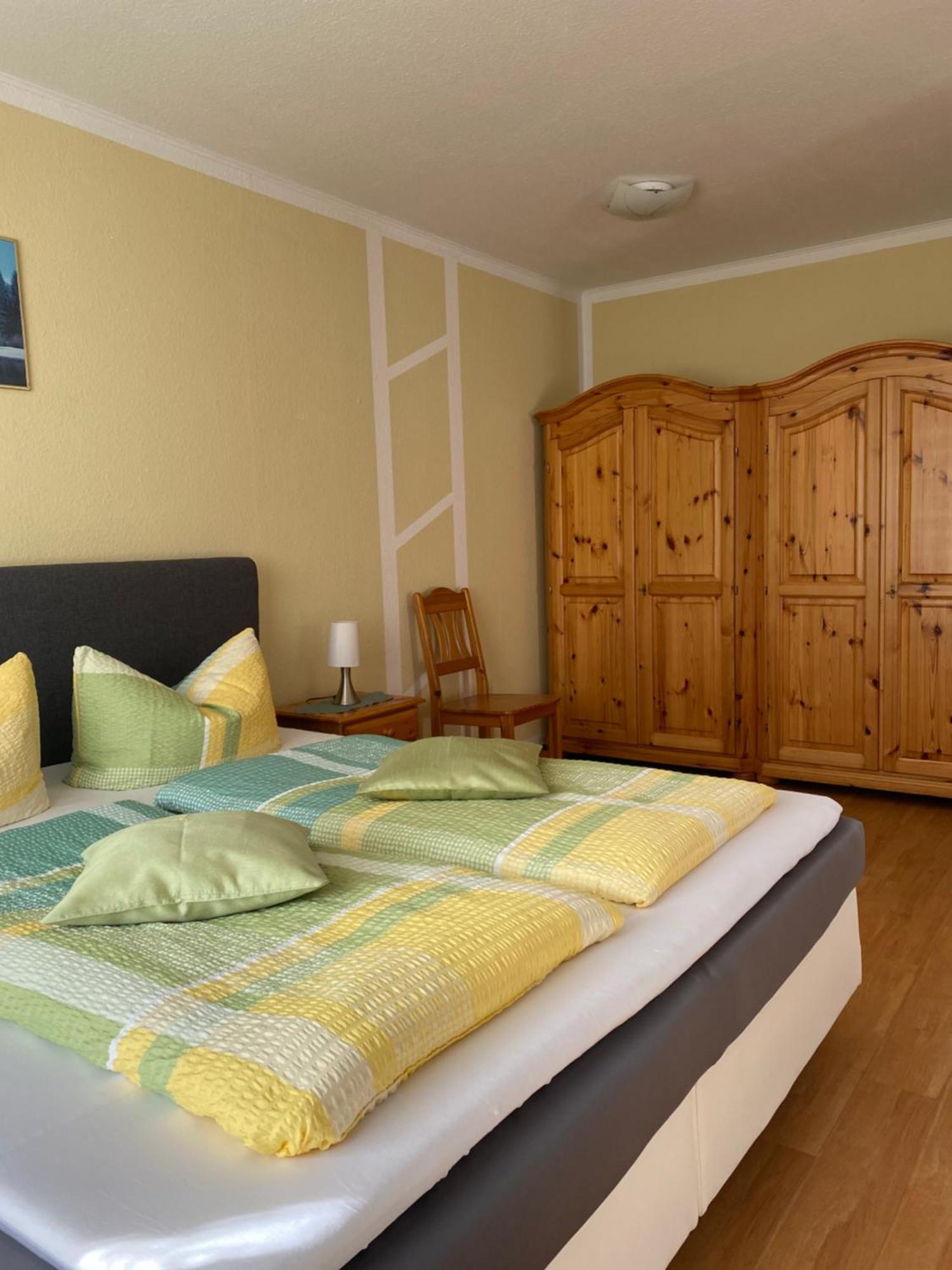 Hotel Am Schlosspark Mallin Стая снимка