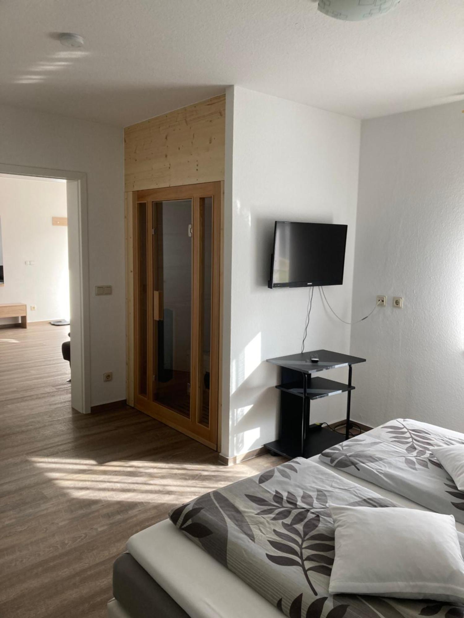 Hotel Am Schlosspark Mallin Стая снимка